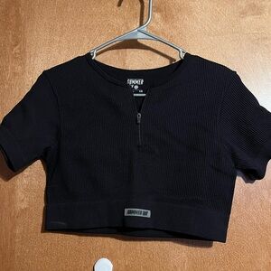 Black cropped workout shirt